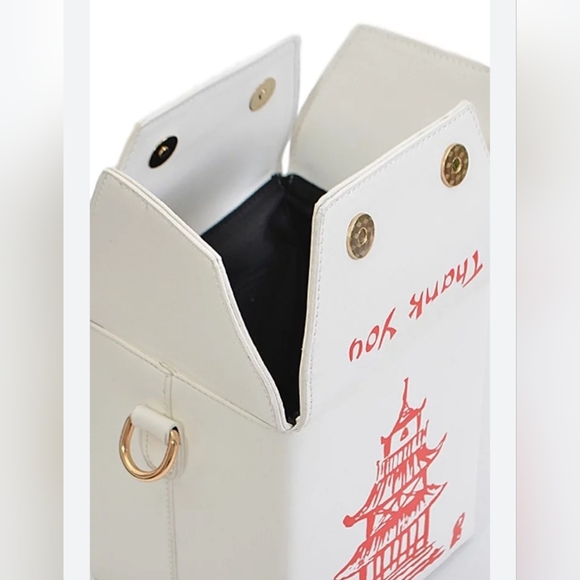 🔥FASHIONABLE CHINESE TAKE OUT PURSES🔥 - Picture 8 of 14